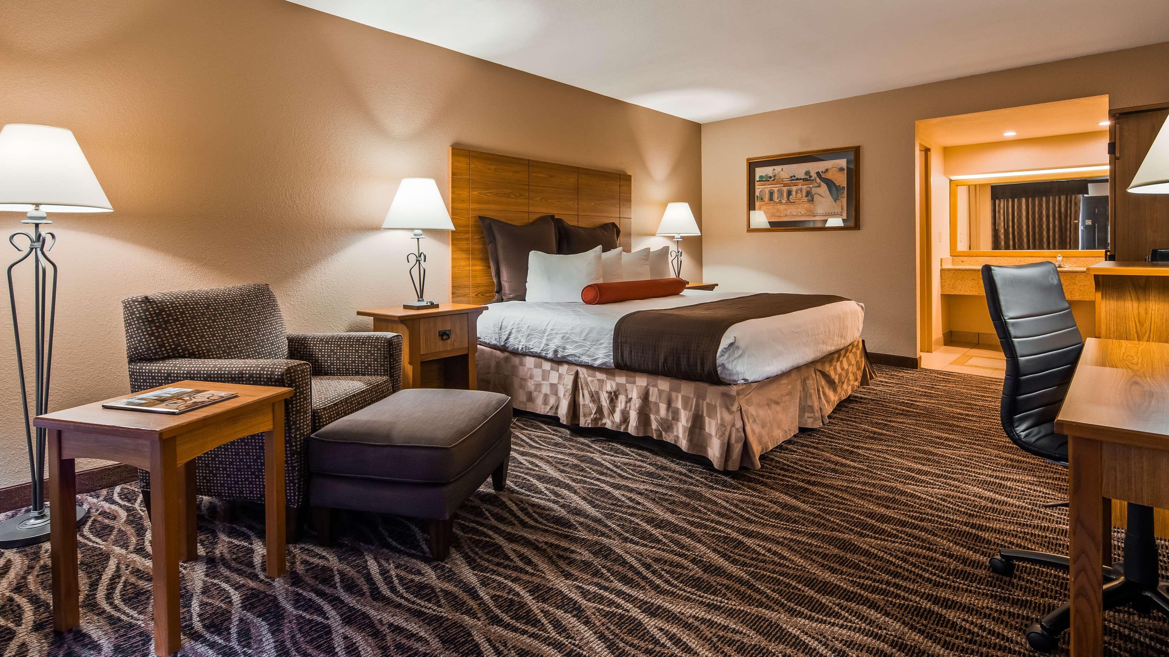 Best Western Plus Saddleback Inn And Conference Center Оклахома-Сити Экстерьер фото