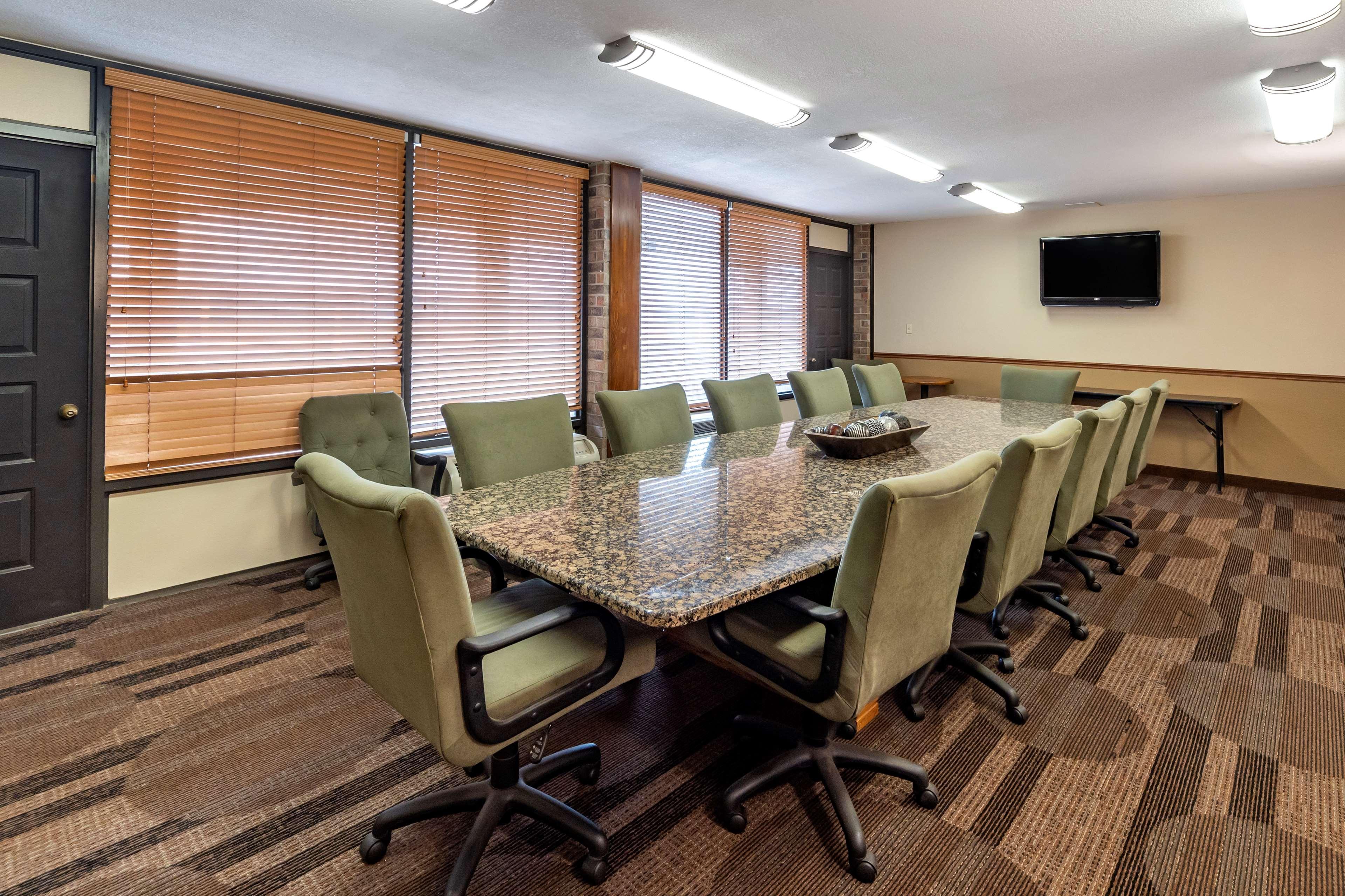Best Western Plus Saddleback Inn And Conference Center Оклахома-Сити Экстерьер фото